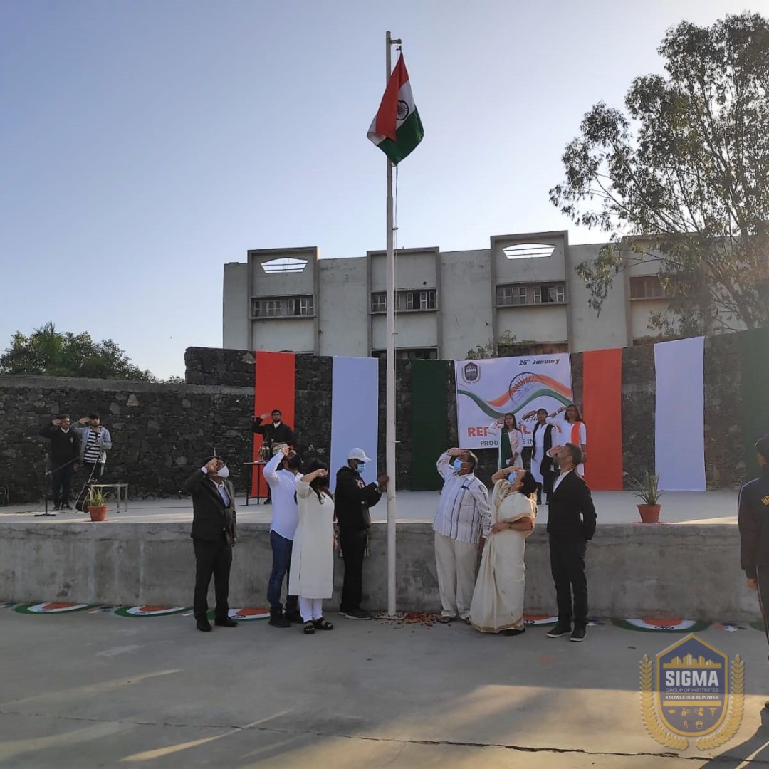 sigmauniindia's tweet photo. As #India celebrates #AzadiKaAmritMahotsav, Our Founder Shri Shaileshbhai Shah along with the Management team hoisted the National Flag at the Bakrol campus on #RepublicDay. Faculty &amp; staff members attended the ceremony.
#BigSigma #SigmaInstitutes @AmritMahotsav @MyGovIndia https://t.co/5AA6yasjQa