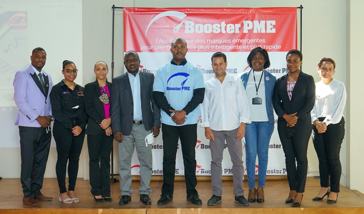 CCIHC1's tweet photo. En image l'atelier sur l’Intégrité Fiscale et la Traçabilité.
#COMPASS #BoosterPME #Cohorte2022 #BRH #4C #CCIHC #BARBANCOURT #CULLIGAN #DIGICEL https://t.co/VmHWi7NUa7