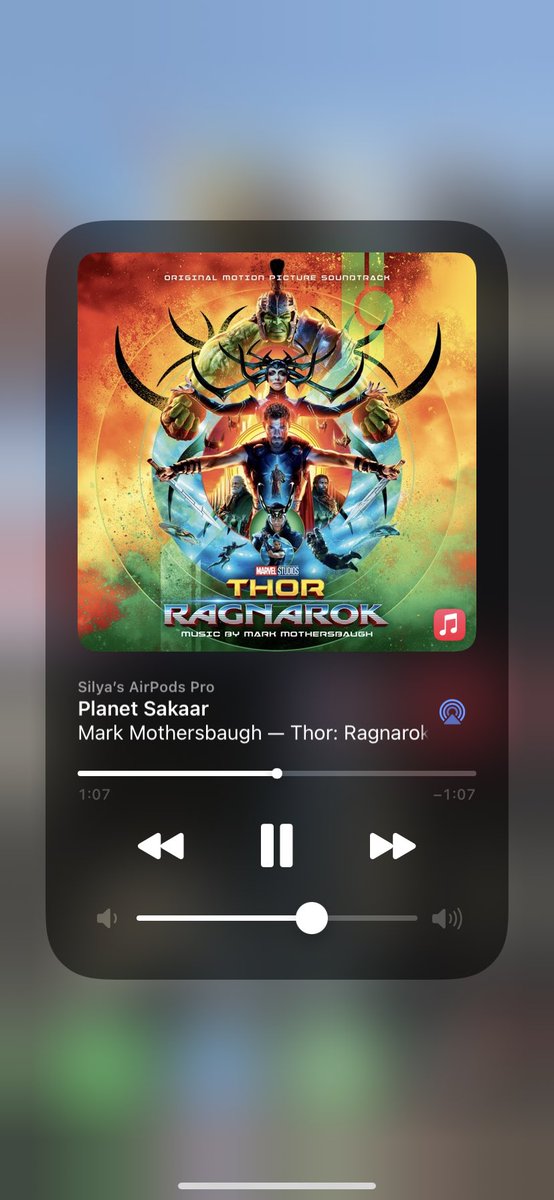 Might rewatch Thor: Ragnarok tonight :))) https://t.co/vBnCCSKhNx