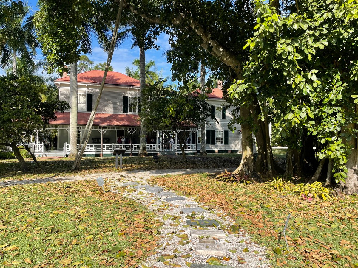 EdisonFordFL's tweet photo. Today is the last day to vote for #EdisonFord in Gulfshore Life's Best of the Gulfshore 2022! Visit https://t.co/3aSa3bjzga and click on the Best of Gulfshore icon. Under that tab, go to Lee County and fill us in the blank for best event venue, museum, historic site, and tour. https://t.co/OOFx1hllvM