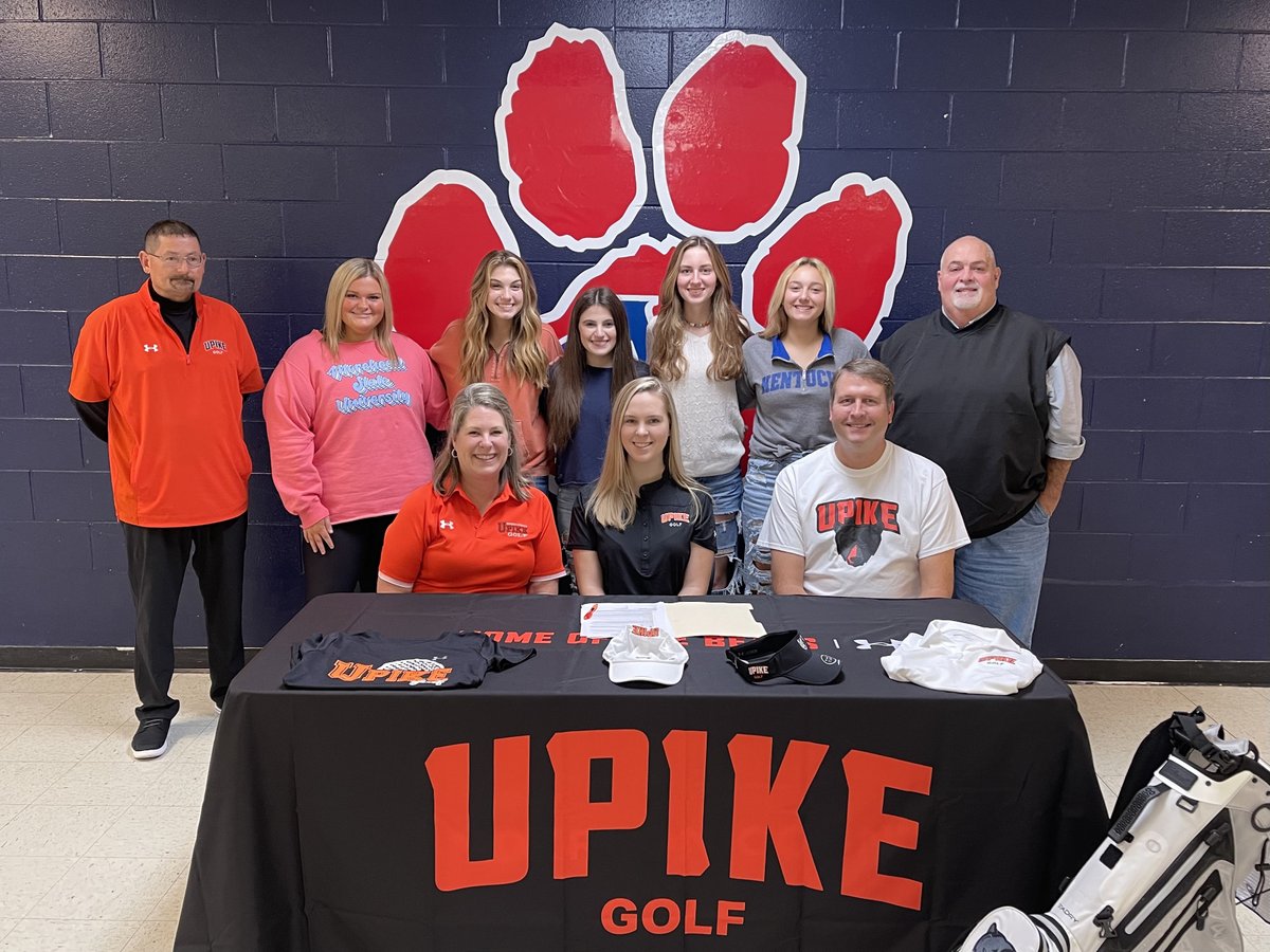 Congratulations to Lauren Holmes who signed to play college golf at the University of Pikeville! #TeamAC