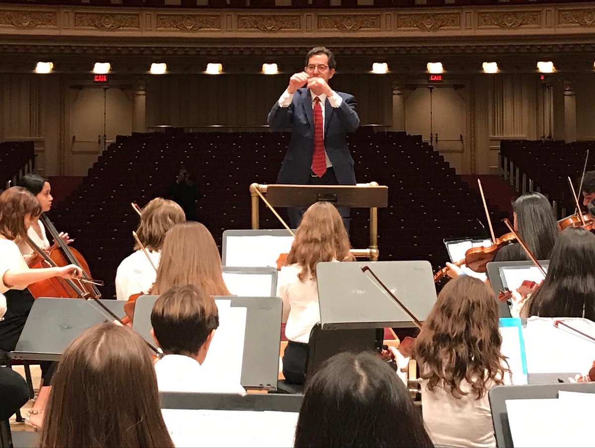 SteinerSchoolNY's tweet photo. Two years ago #steinerstudents performed at @carnegiehall 
Here are some fond memories of that memorable day. #practicepracticepractice #carnegiehall #steinermusicprogram #educationasart #buildingcapacities #waldorfeducation #steinercommunity https://t.co/Bq7MI7ACd7