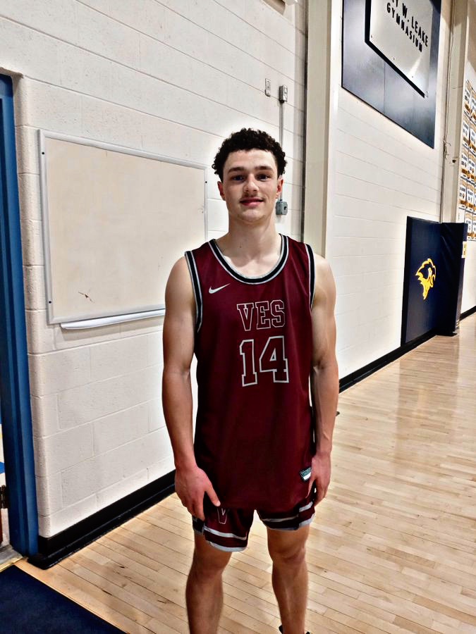 AscensionSport1's tweet photo. Ascension Sports Prospect 2022 Walker Andrews/VES scored 34 points 13-18 shooting and 4 steals. Andrews is averaging 21 points 3 rebounds 2 steals and 2 assist. #KeepAscending #NoStudentLoans https://t.co/c8WqLobVW1