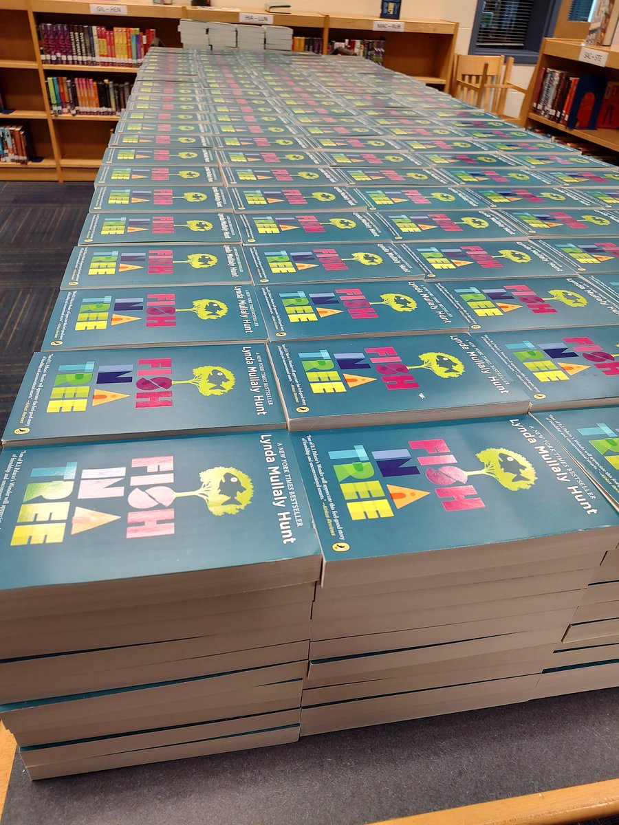 Today's <a href="/RAMiddle_RAMS/">Robert Anderson</a> 1st day using Fish in a Tree by <a href="/LynMullalyHunt/">Lynda Mullaly Hunt 🗣⛈💦//🐟🌳</a> for our one book one school program!