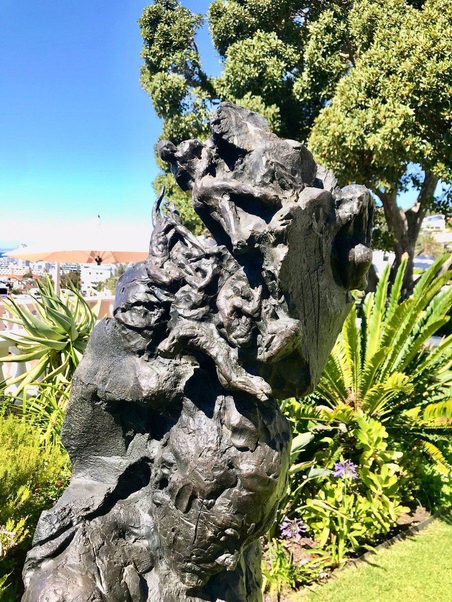 EllermanHouse's tweet photo. Take a stroll in our garden on a beautiful day, discovering extraordinary sculptures that form part of our contemporary collection. Trance 1 by famous artist Dylan Lewis is our latest addition to the garden.
#OnlyEllerman #EllermanArt #EllermanHouse https://t.co/yejcACdaYj