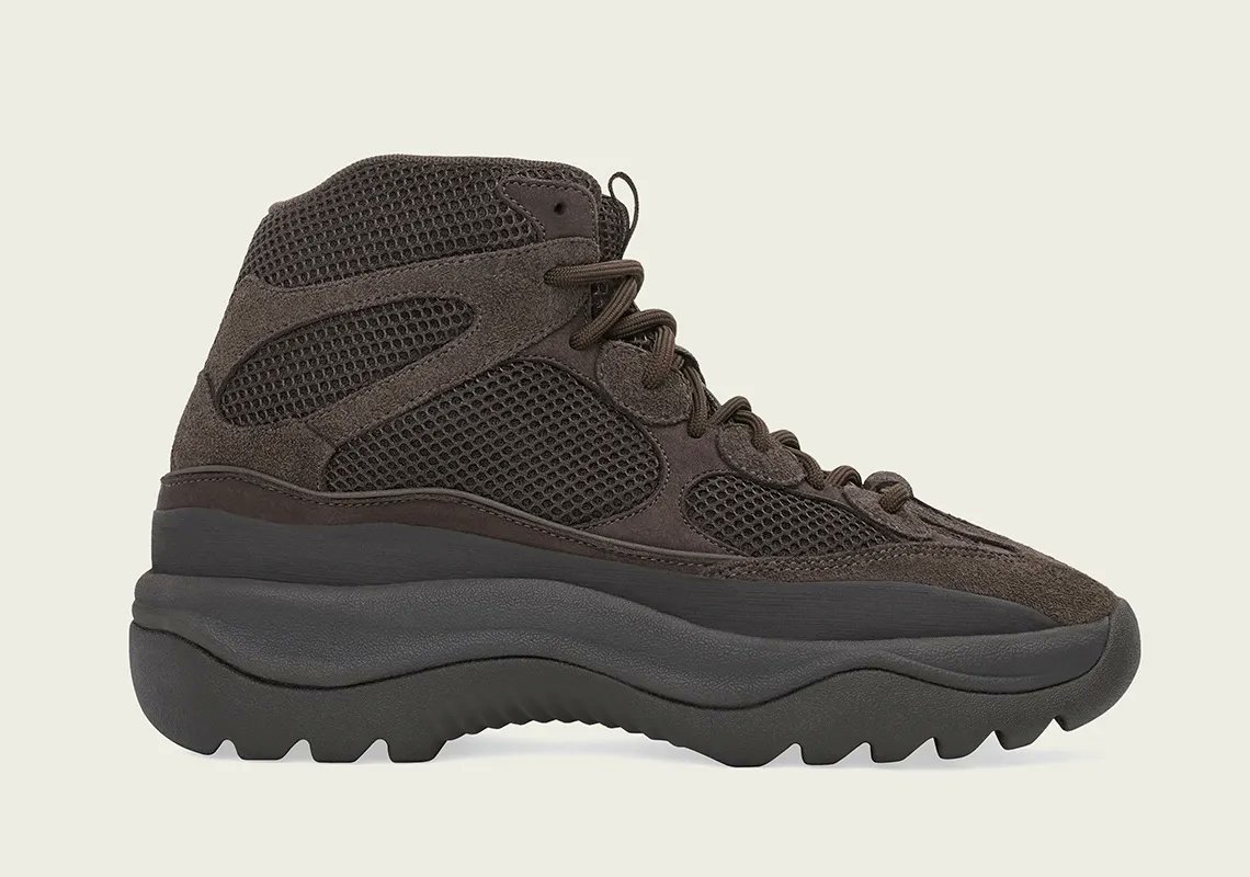 SneakerNews's tweet photo. 'Oil' and 'Rock'-colored Yeezy Desert Boots are set to restock by the end of February – 👍 or 👎? https://t.co/tIH7wbkSMV https://t.co/NbO14POX6d