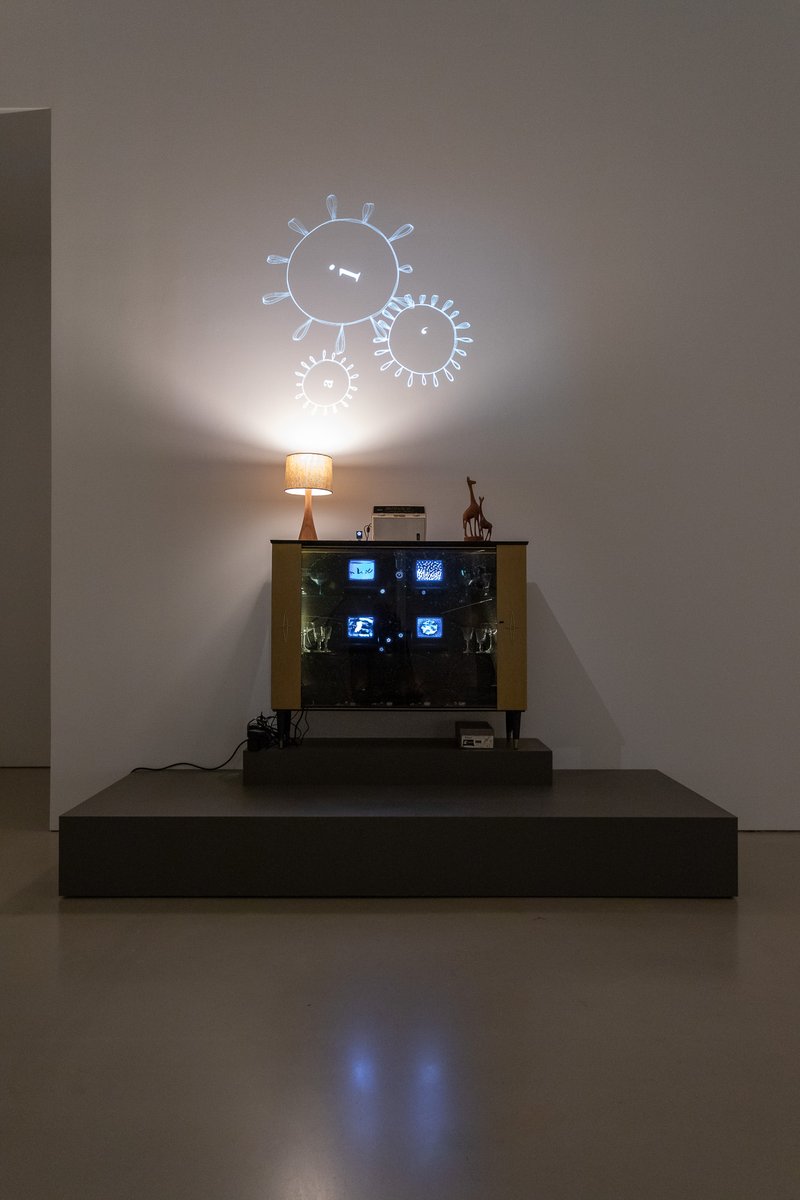 site_gallery's tweet photo. Join our British Sign Language tour exploring #Platform21 at Site, @yartspace and @blocprojects on 12 Feb, 12-2pm 🤗
The walk is led by Deaf BSL user, architect and art facilitator Martin Glover, who will guide you through the exhibition. Sign up: https://t.co/2WppIyXLsi https://t.co/xBUZrtj2Vu