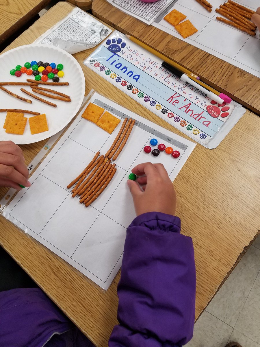 Mrs. VanAllen makes her lessons so engaging for her students! These 2nd graders are using edible “base ten” manipulatives to add 2 and 3-digit numbers and having fun doing it <a href="/HCPSArea5/">HCPS Area 5</a> <a href="/HCPS_Kingswood/">Kingswood Elementary</a> <a href="/MsSheffield21/">Carmen Sheffield</a>
