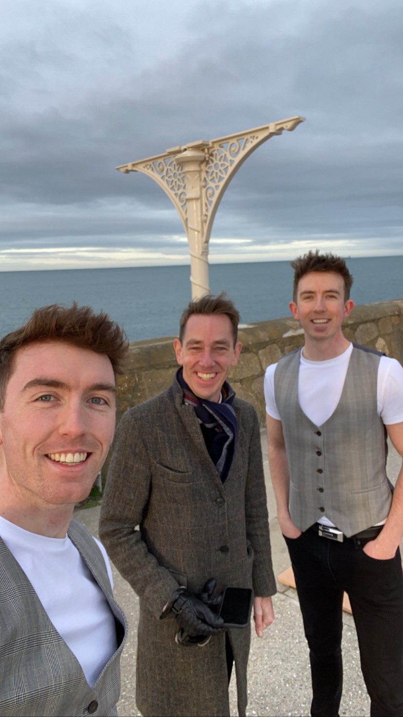 Landsdækkende klimaks identifikation Gardiner Brothers on Twitter: "We had an extra boost of energy today when  we bumped into @RyanTubridyShow while shooting a video! Who wants to see  Ryan in one of our videos? 😉🕺#ryantubridy #