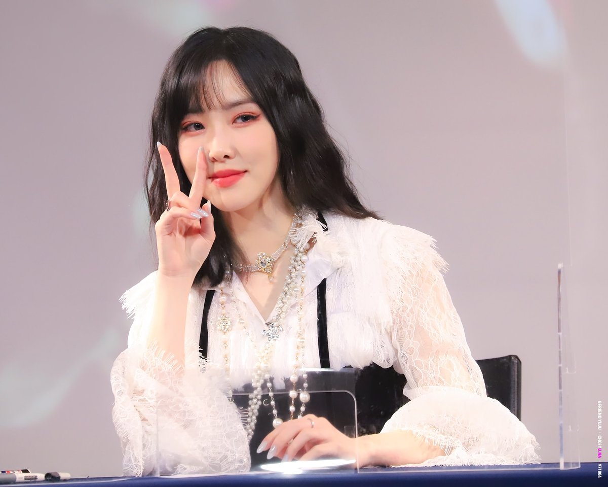 U.NA👼🏻 tweet media