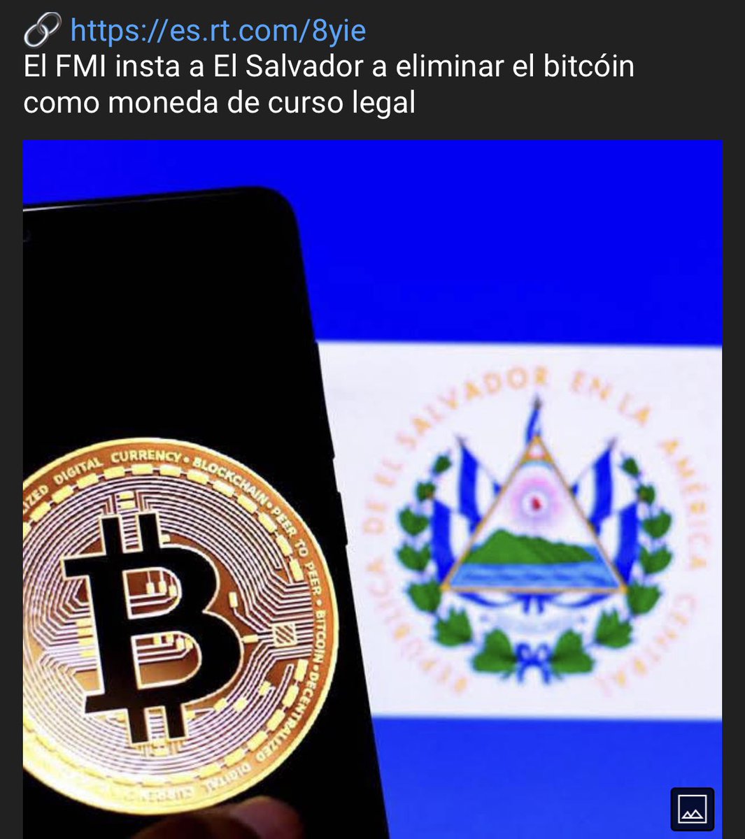 TradingLatino's tweet image. Se los voy a traducir al idioma de nosotros: “ FMI: Tenemos miedo que otros países hagan lo mismo y adopten #Bitcoin “. De nada.😀