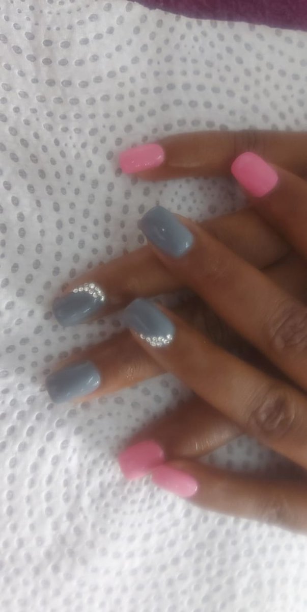 qtenails's tweet photo. Achieves 💅🏾 https://t.co/8QpU5hT0xz