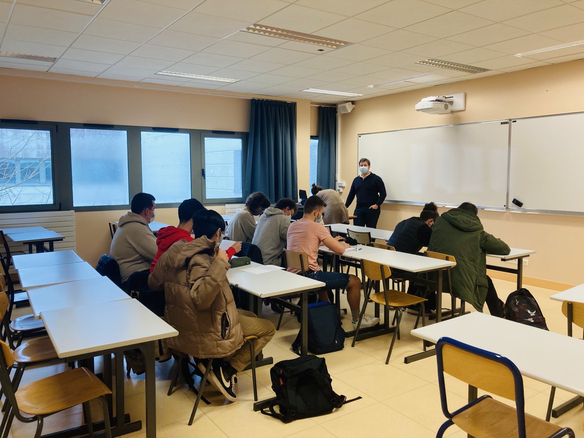 📌Journée de l'alternance pour le département #GEII à l'<a href="/IUTNantes/">IUTNantes</a>. L'occasion pour les étudiants d'échanger avec des professionnels et d'en apprendre plus sur l'#alternance.