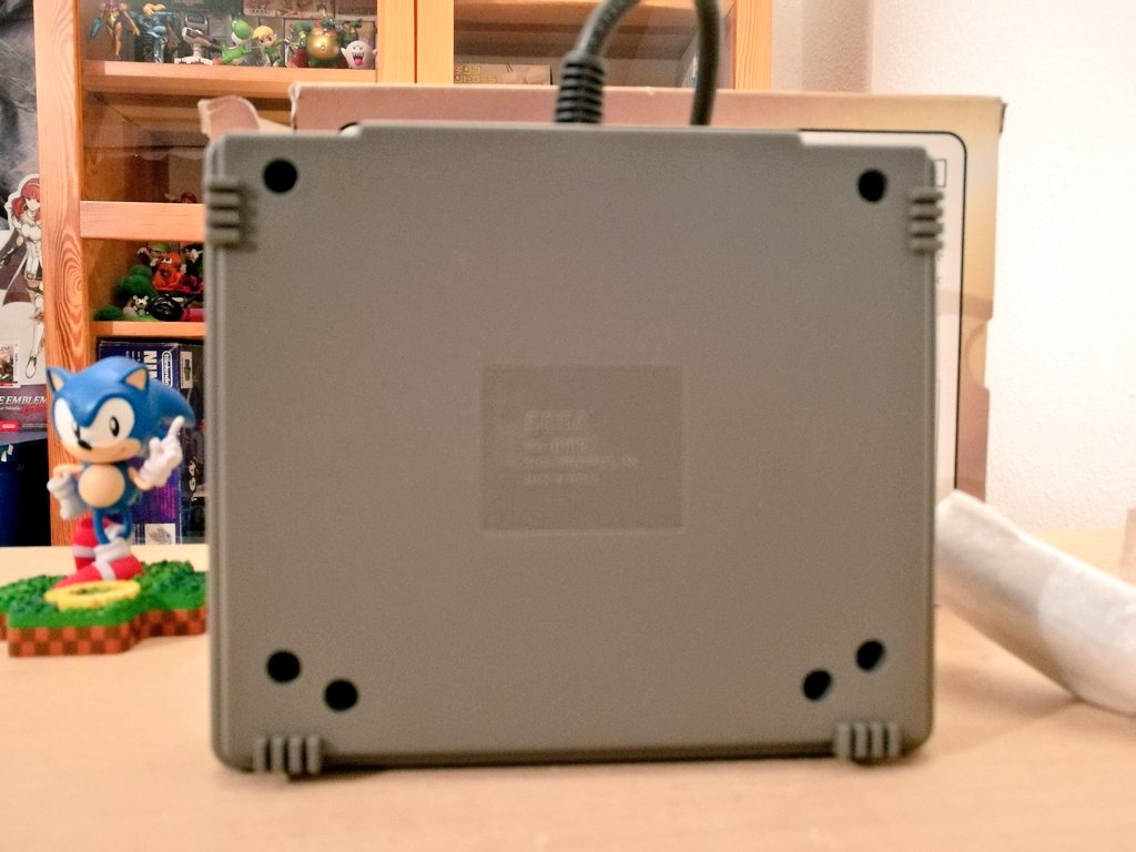 nuclearnightmar's tweet image. Nach 22 Jahren #SegaSaturn Sammeln habe endlich einen #multitap für das 32Bit Powerhouse von #Sega ♥
4 Games die ihn unterstützen besitze ich.
Irgendwelche Multiplayer Empfehlungen eurerseits?
#retrogaming #importgaming #saturnbomberman #vatlva #threedirtydwarves #bomberman