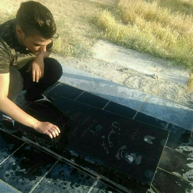 Amir Hossein Moradi was arrested by security police during January 2018 protests in Tehran. He was sentenced to one year in prison on charges of “propaganda against the regime”.
He was only 18 years old when he was arrested in 2018 and is now 22 years old.
#FreePoliticalPrisoners