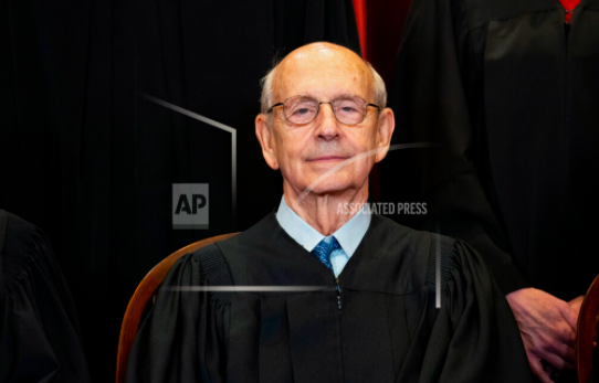 MegKinnardAP's tweet photo. WASHINGTON (AP) — AP sources: Liberal Justice Stephen Breyer will retire, giving Joe Biden the 1st Supreme Court pick of his presidency https://t.co/3xv4pR1rjf