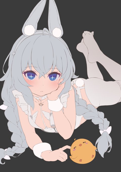 早起きしたのでお絵描き。
足の角度とか変えたい 