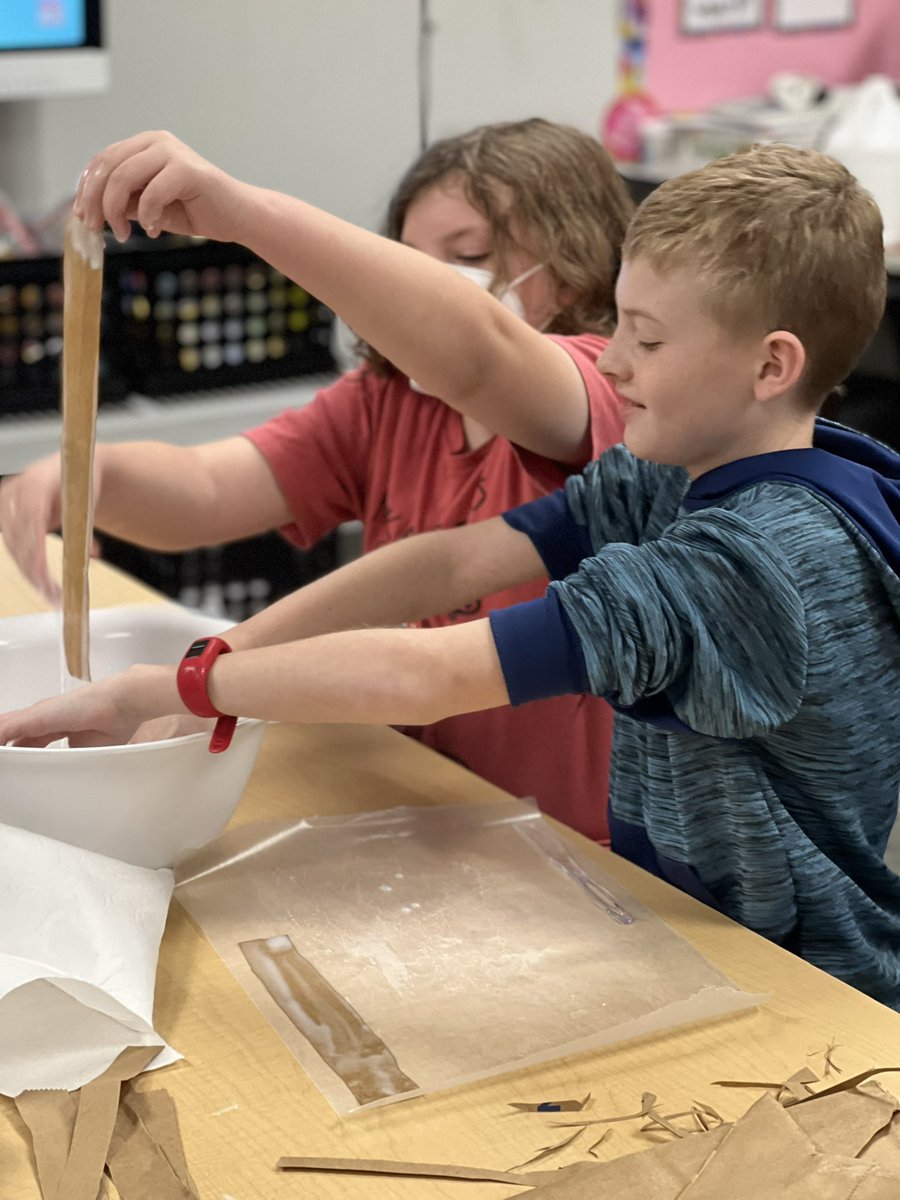 PursleyScience's tweet photo. Challenge students creating Papyrus while studying about Egypt❤️ https://t.co/ro7tGtTgrb