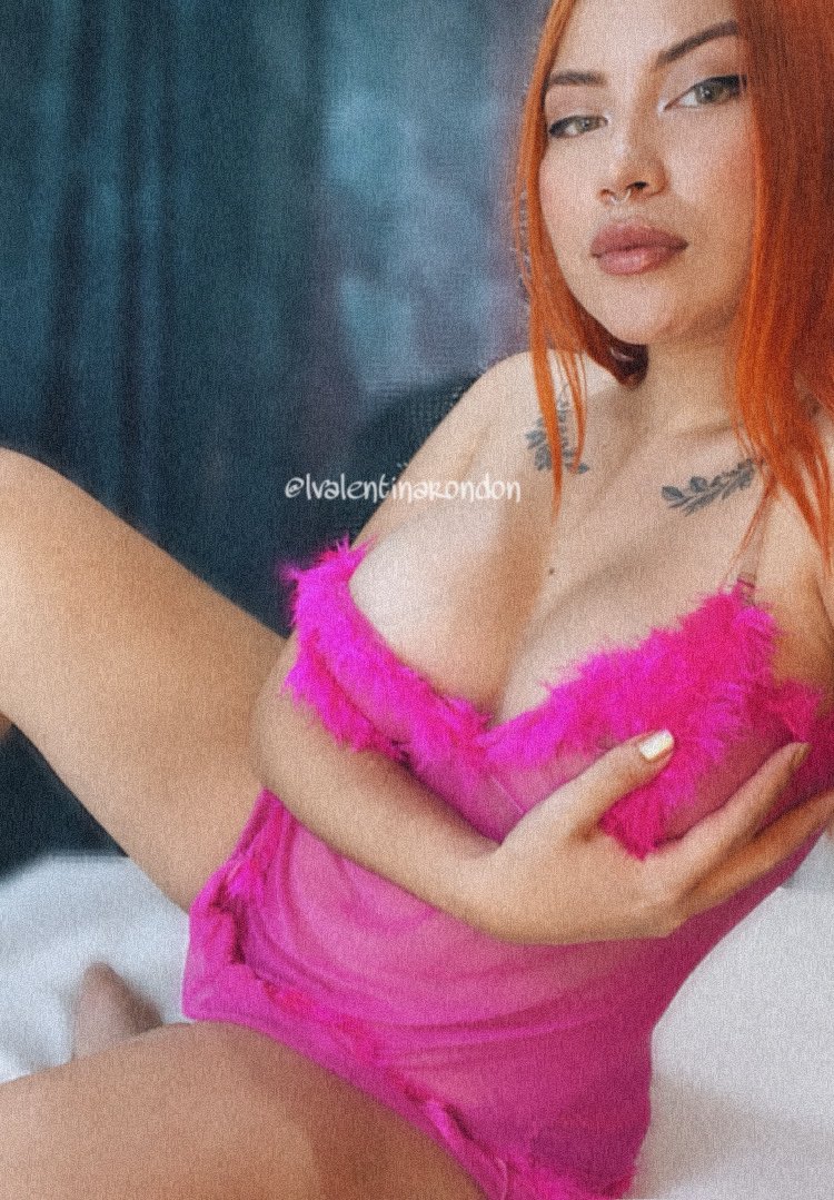 Feliz mitad de semana 💖 besitos en la mitad de las piernas 😛💦💦 Happy midweek 💖 kisses on the middle of the legs 😛💦💦 https://t.co/zdKKdjs4xs