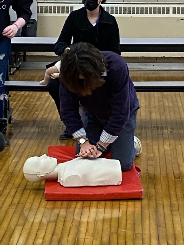 LCVI_LDSB's tweet photo. Shout out to Ms. Belfer for delivering CPR certification to Studio LC #SHSM #FocusProgram students today ⛑ https://t.co/74Ac1czOIV