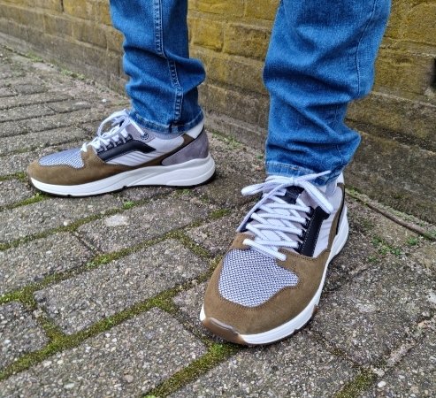 Nieuw in onze collectie, het Nederlandse merk <a href="/BerkelmansShoes/">Berkelmans Schoenen</a> 
Leer gevoerd met uitneembaar leer voetbed € 129.95