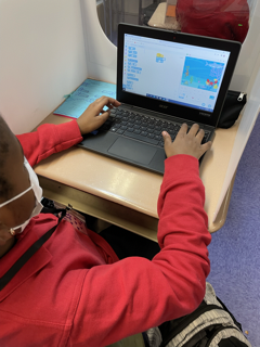 stemkidsnyc's tweet photo. Our @TMALowerSchool class, funded by @verizon, are becoming masters at coding! Our STEM icon was @tomiscene! Then we watched a @Flocabulary video on event driven programming. After going over some skills, their task was to create a story!

#STEM #CSForSocialJustice 
#stemkidsnyc https://t.co/KYYzhweItu