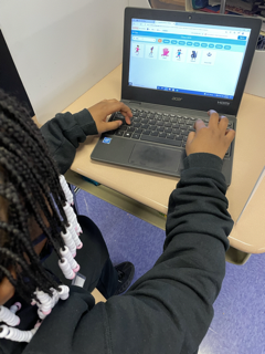 stemkidsnyc's tweet photo. Our @TMALowerSchool class, funded by @verizon, are becoming masters at coding! Our STEM icon was @tomiscene! Then we watched a @Flocabulary video on event driven programming. After going over some skills, their task was to create a story!

#STEM #CSForSocialJustice 
#stemkidsnyc https://t.co/KYYzhweItu