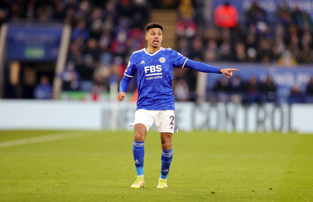 OfficialFPL's tweet photo. The Scout is keeping close tabs on Leicester, who have matches in hand 🕵️‍♂️

James Justin is one of three proposed options ➡️ https://t.co/iwQV7nIypX 

#FPL https://t.co/djuOtdYFi0