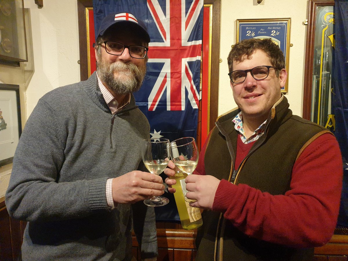 CirenBathurstF's tweet photo. Happy #AustraliaDay from all of us here in #Cirencester! https://t.co/BPgTJSsHLR