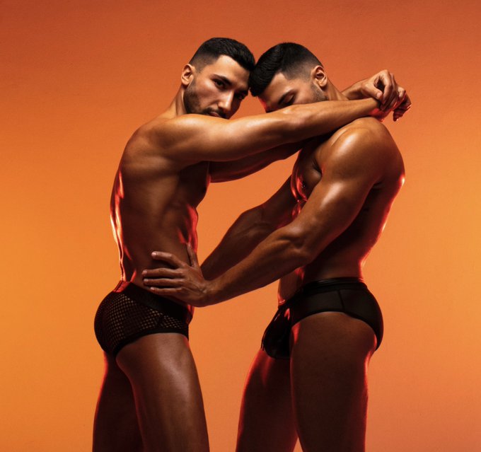 Hot fight between twins🔥?  🙅🏻&zwj;♂️🙅🏻&zwj;♂️ 🤜🤛🏼 @joancrisol 📸💫  Search for us on Instagram and follow us there<a class="tags" target="_blank" title="On Twitter" href="/?out=eyJ0eXAiOiJKV1QiLCJhbGciOiJIUzUxMiJ9.eyJpYXQiOjE3MTg2NjgyNDksImlzcyI6InR3cG9ybnN0YXJzLmNvbSIsIm5iZiI6MTcxODY2ODI0OSwiZXhwIjoxNzUwMjA0MjQ5LCJyZWRpcmVjdF91cmwiOiJodHRwczovL3R3aXR0ZXIuY29tL2pvYW5jcmlzb2wifQ.DbAQnACOkNvBY-7WS9bHepuY29bl8PL4OLYnecNyywC_5EUU-LwGtkYICifER3wRFYSxo6b6W21Ao09MQgn38g">@joancrisol</a><a href="/tag/wrestling"class="tags"><span>#wrestling</span></a><a href="/tag/twins"class="tags"><span>#twins</span></a><a href="/tag/fight"class="tags"><span>#fight</span></a><a href="/tag/gemelos"class="tags"><span>#gemelos</span></a><a href="/tag/gemeos"class="tags"><span>#gemeos</span></a>