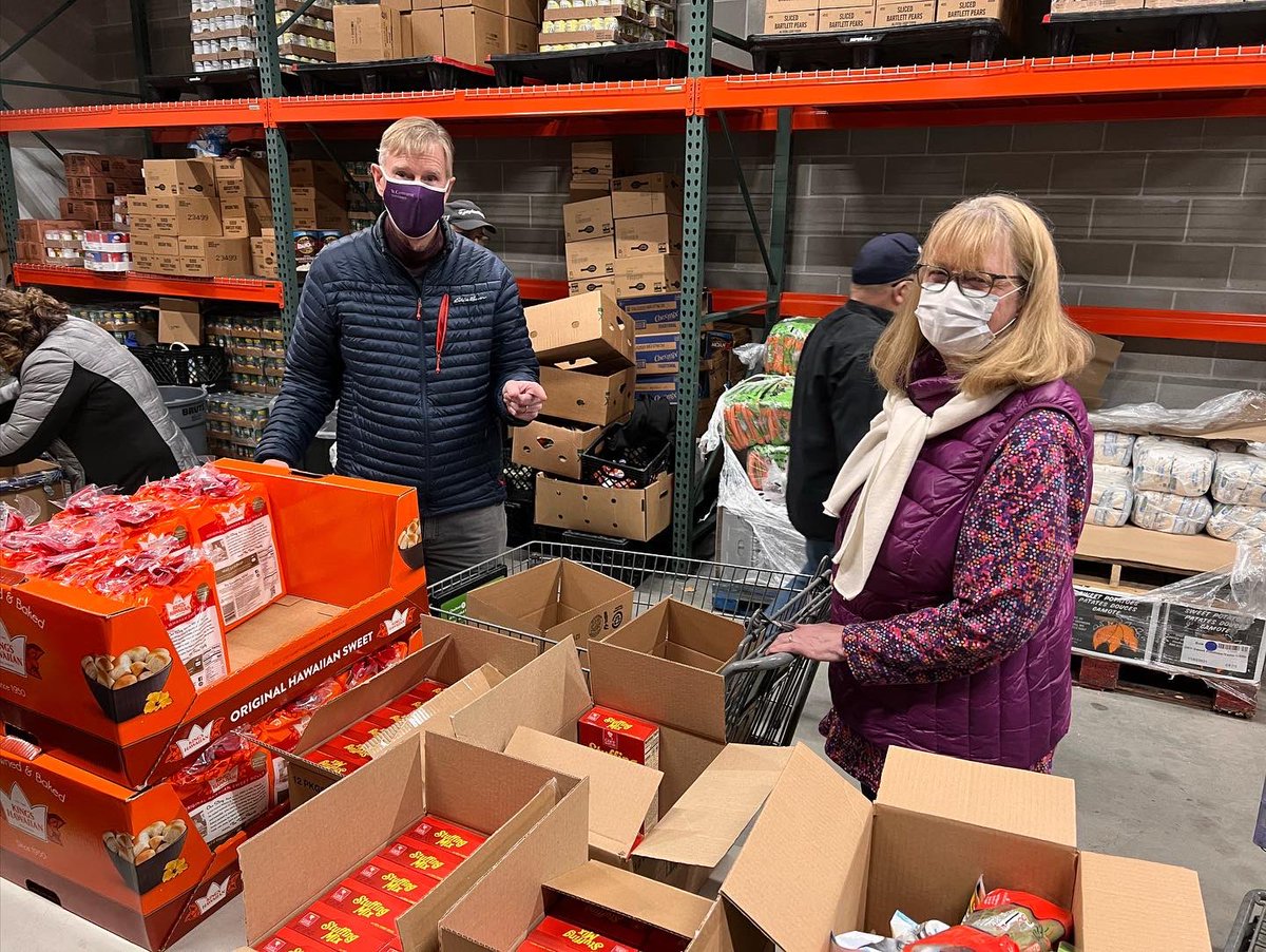 CamdenPromise's tweet photo. As we begin to settle into the new year, here’s a highlight of our volunteers doing some good work at our Camden Promise Food Shelf, which is open Monday-Saturday starting at noon! Stay tuned to see all that we do at the Camden Promise! https://t.co/XIp9akOVUH