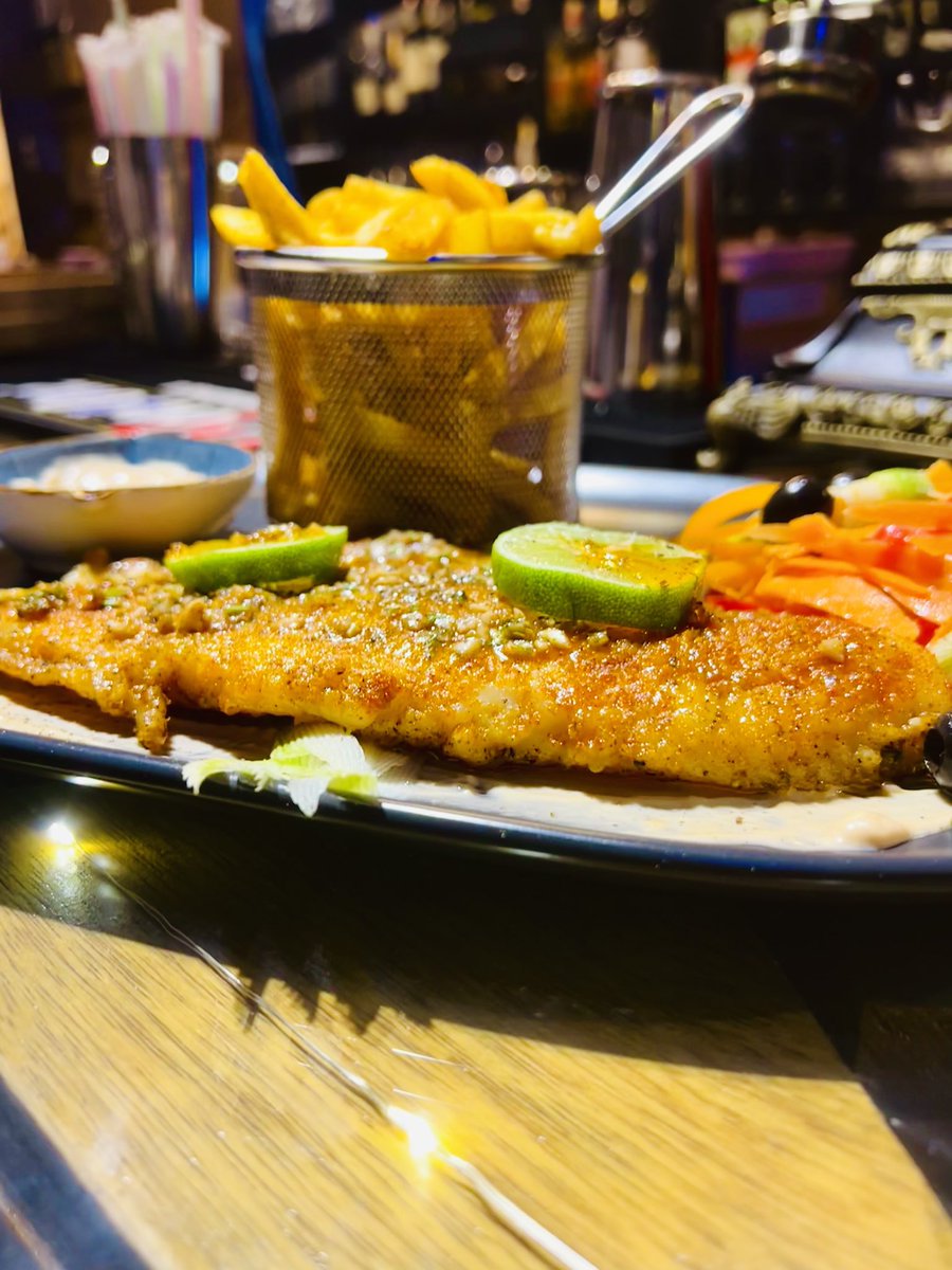 the_arrk's tweet photo. @gyaigyimii Food Never Looked So Good @gyaigyimii https://t.co/dH47zRV4Qt