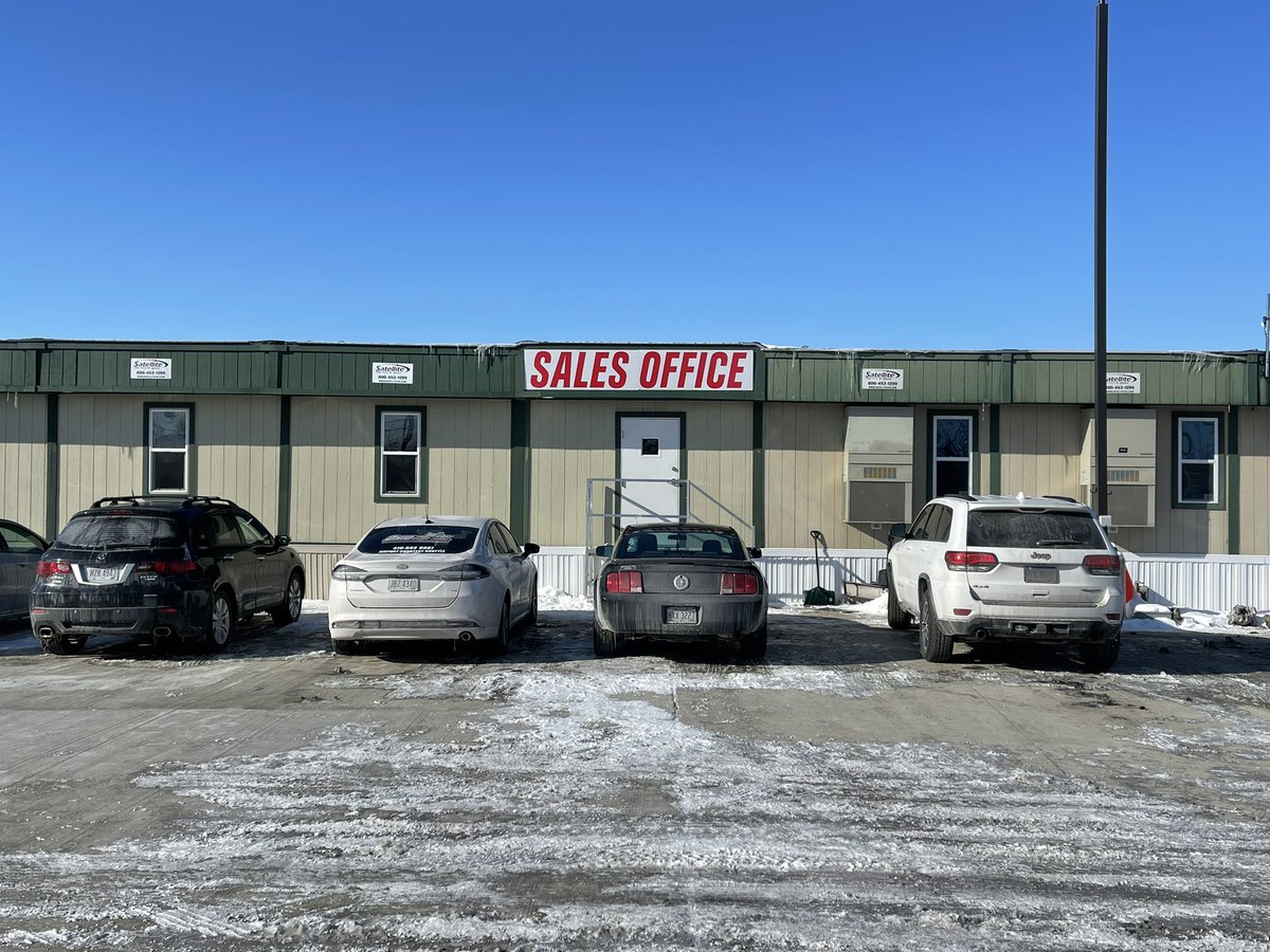 ML_Graphics's tweet photo. Cold Temps and Snow? No problem. 
@OhioTruckSales new sales building signs installed today! 🥶 https://t.co/MDTcDpstZk