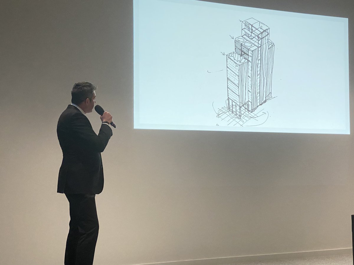 103ColmoreRow's tweet photo. Great speeches by all tonight’s guest speakers. Especially good to hear from Alex Bishop on why Shoosmiths chose the building for its Birmingham HQ. 

#AboveAllElse #bcoevents https://t.co/aGwKPcbFpI