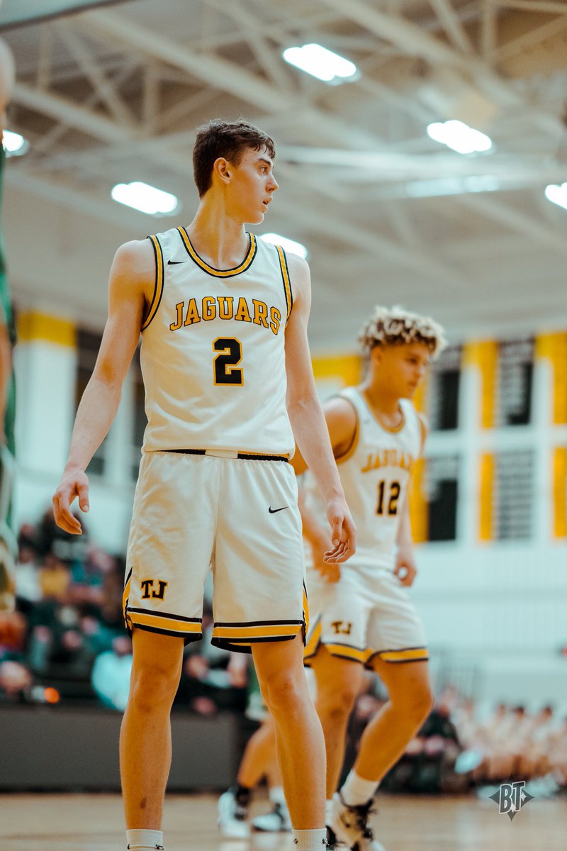100.1 FM and AM 1020 KDKA (@kdkaradio) on Twitter photo PLAYER TO WATCH👀
Thomas Jefferson G Evan Berger (<a href="/Evan_Berger2/">Evan Berger</a>)
- scoring machine for <a href="/TJHSJaguars/">TJHSJaguars</a>
- averaging 20 ppg 🔥
Highlights➡️hudl.com/profile/154595…
#KDKAHoops #WPIAL PLAYER TO WATCH👀
Thomas Jefferson G Evan Berger (<a href="/Evan_Berger2/">Evan Berger</a>)
- scoring machine for <a href="/TJHSJaguars/">TJHSJaguars</a>
- averaging 20 ppg 🔥
Highlights➡️hudl.com/profile/154595…
#KDKAHoops #WPIAL