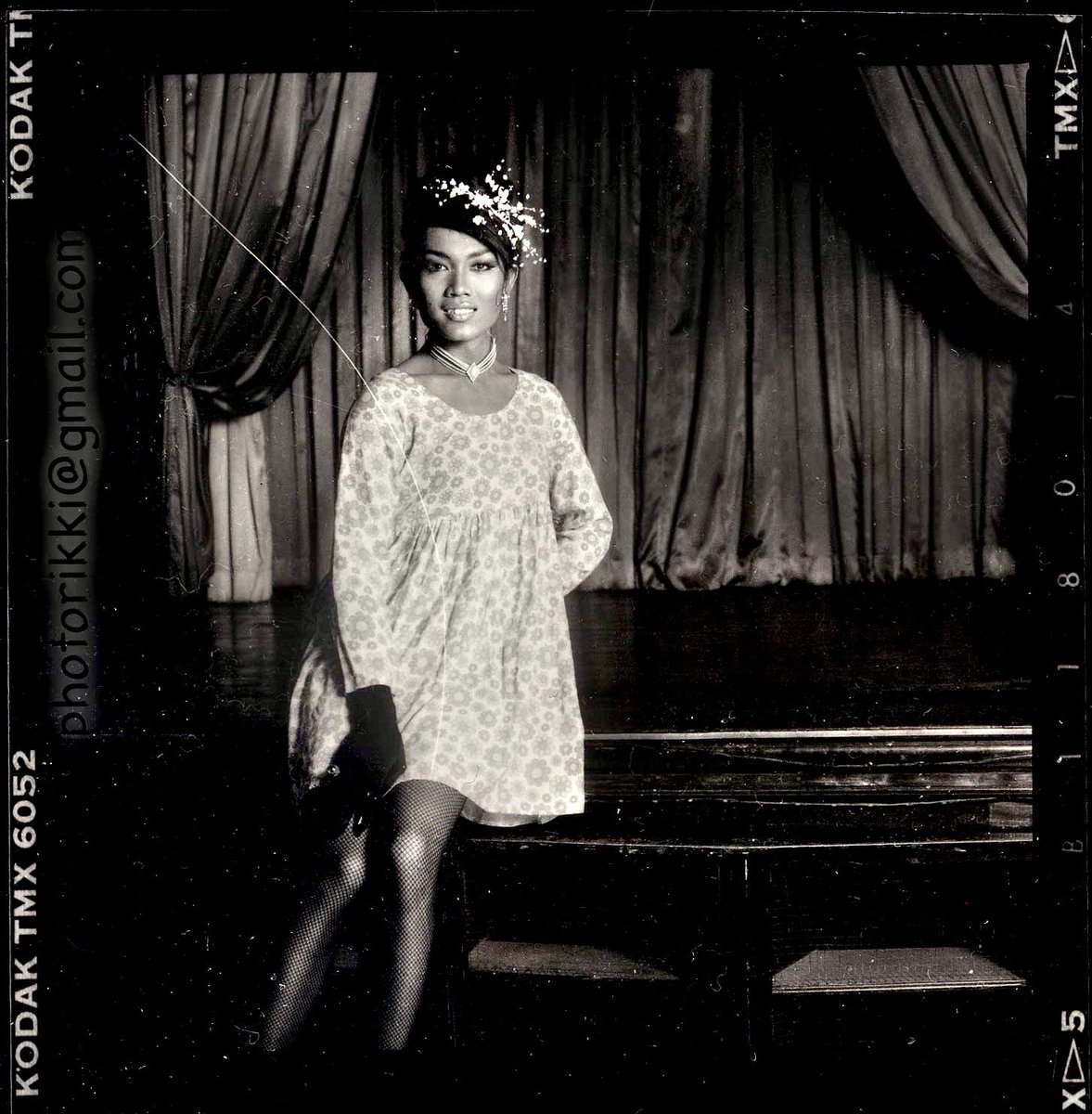 LegendsPunk's tweet photo. Thai Drag Queens Rule!
Harry’s Bar. Silom Soi 2
#drag #dragqueen #thailand #trans #analogfilm #mediumformat #portrait #thaidrag https://t.co/OgOt6180xQ