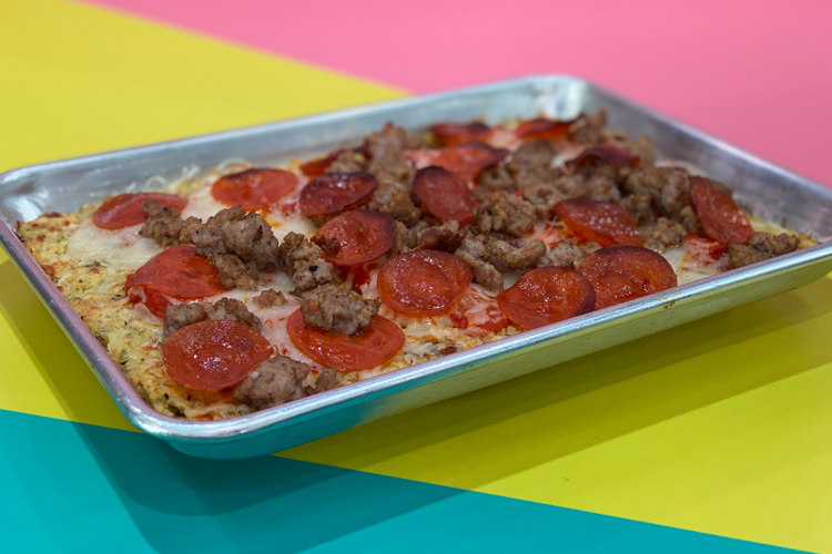 TheGoodDishTV's tweet photo. Did you catch @RoccoDiSpirito's pizza party recipe? Check out the Meat Lover's Cauliflower Pizza here: https://t.co/qlXEr2eED9 https://t.co/1Ik1N6e8HO