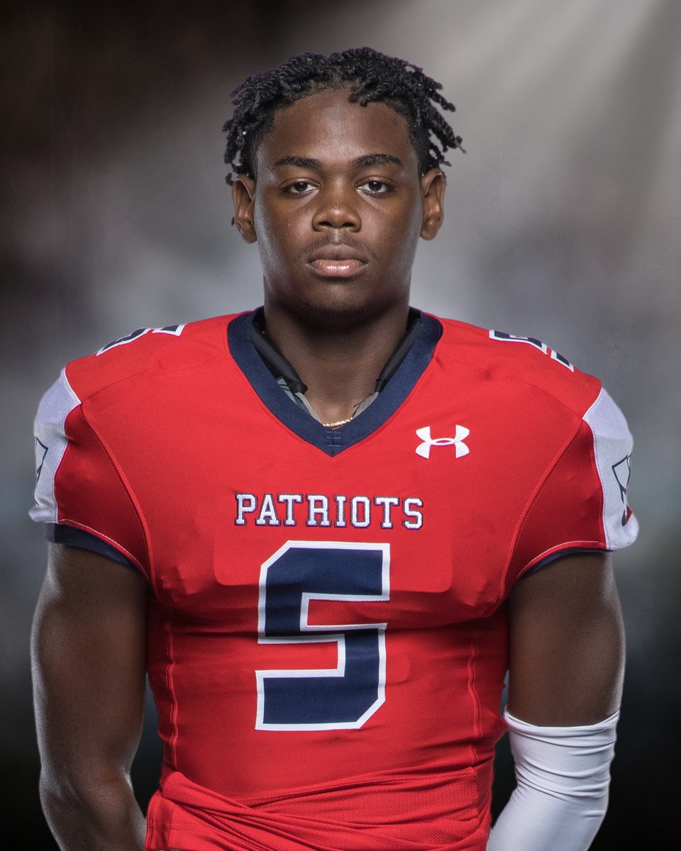 SAVeteransFBall's tweet photo. Congrats to @HBU_Football signee @C_alebking  on his selection to the @padillapoll 5A DI All-State 2nd team DB!

Huge accomplishment to cap off a great career representing #PatriotNation✌️!

@JISD_ATHLETICS @JudsonISD @VMHSABC @irvin8robert https://t.co/6SyyQW0owT