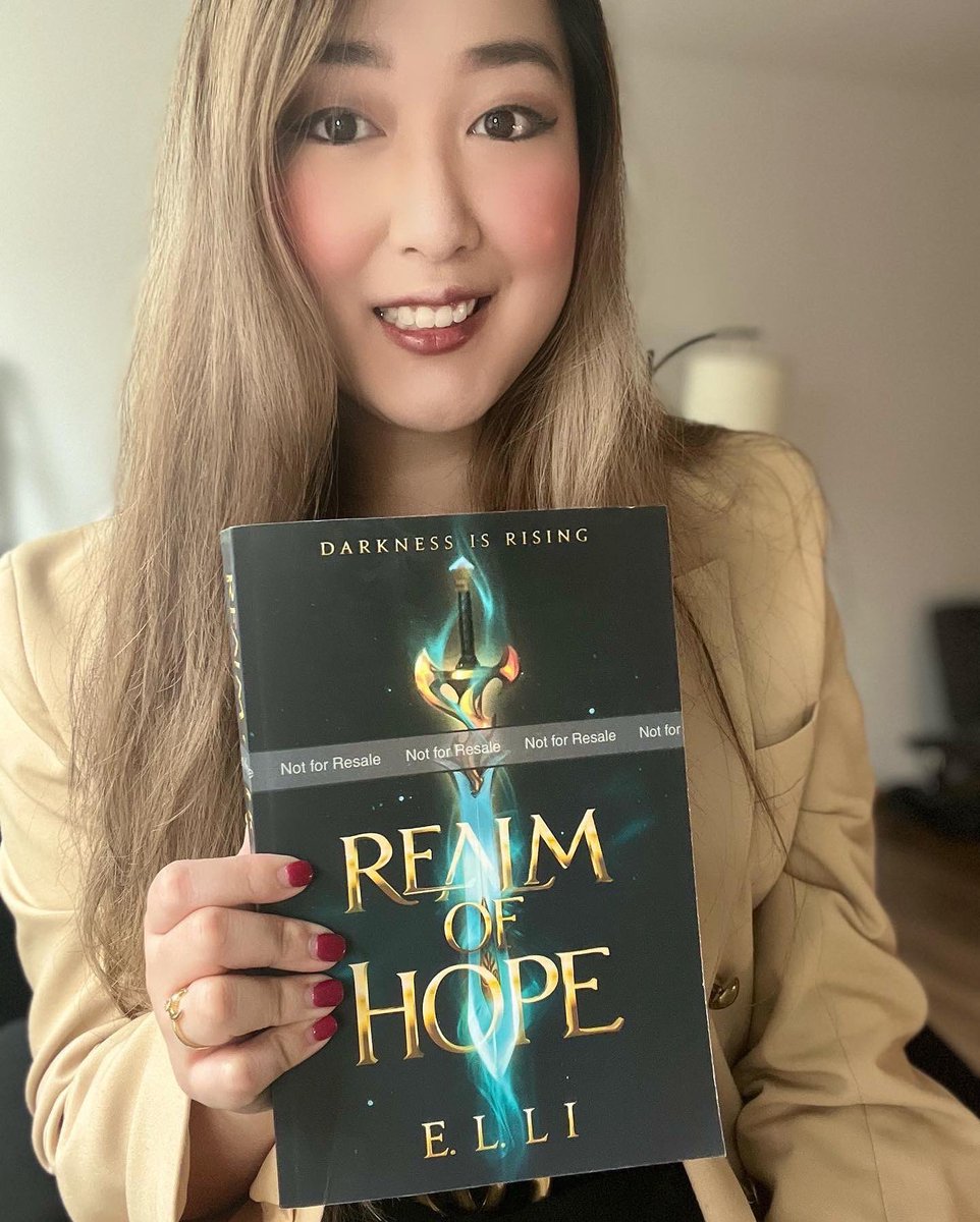 ✒E.L.Li 📚 Author of Realm of Hope tweet media