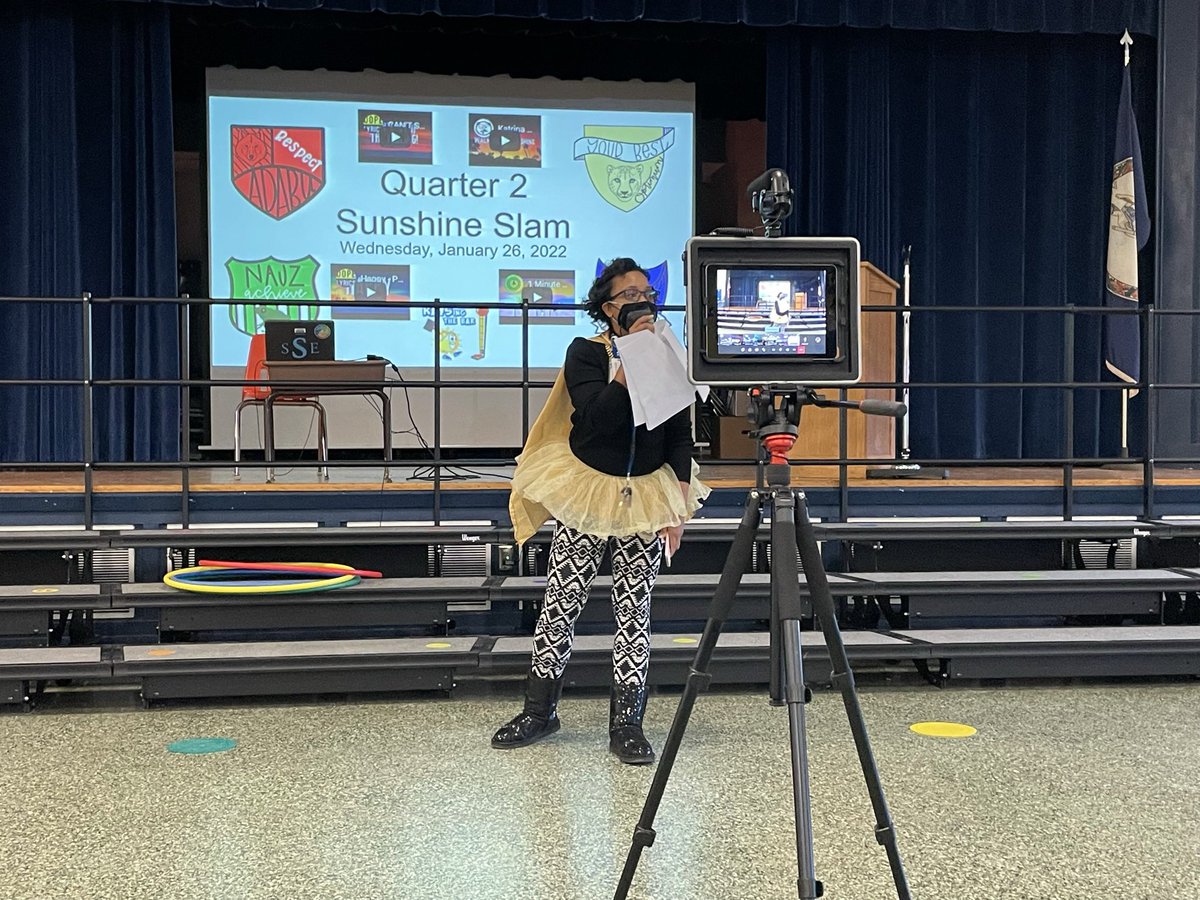 Teachnmomma's tweet photo. Day 10 WHY: Q2 Sunshine Slam-Virtual assembly for all to celebrate!Included was a guest speaker, games, and final house points total reveal. #30DaysofWHY #thinkoutsidethebox @PinchbeckESRays @HCPS_Innovates https://t.co/wXtbrahwHy