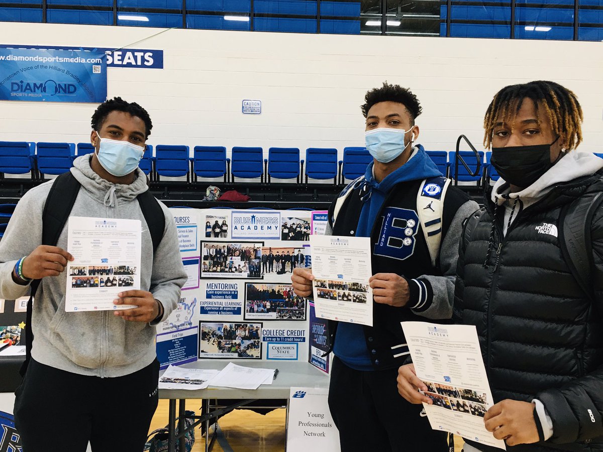 Students shared opportunities that are offered <a href="/HCSD_ILC/">The Innovation Campus</a> and Hub at the <a href="/BradleyHS/">Bradley High School</a> Elective Fair today!