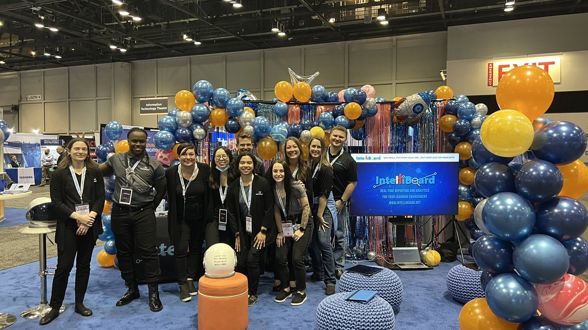 anatoliykochnev's tweet image. So excited to work with this group of amazing people for the next two days at #FETC. Come visit us at booth 2922. #lmsanalytics #canvas #googleclassroom #moodle