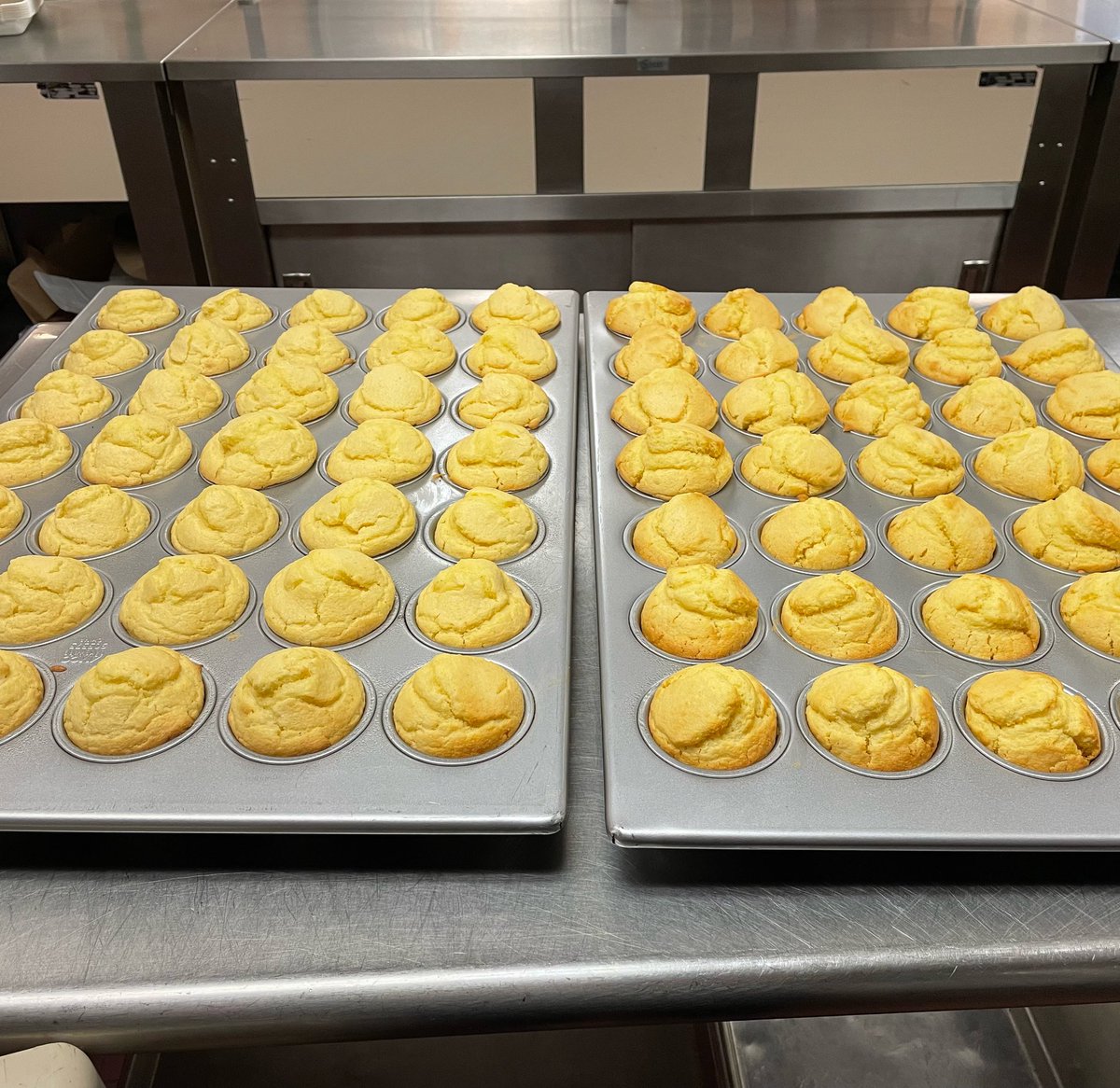 CPSD_Nutrition's tweet photo. Hereβs a little sneak peek at what we have whipped up for lunch tomorrow!! ππ
#HomemadeCornbread #BBQChicken #SchoolLunch https://t.co/CH846v6on0