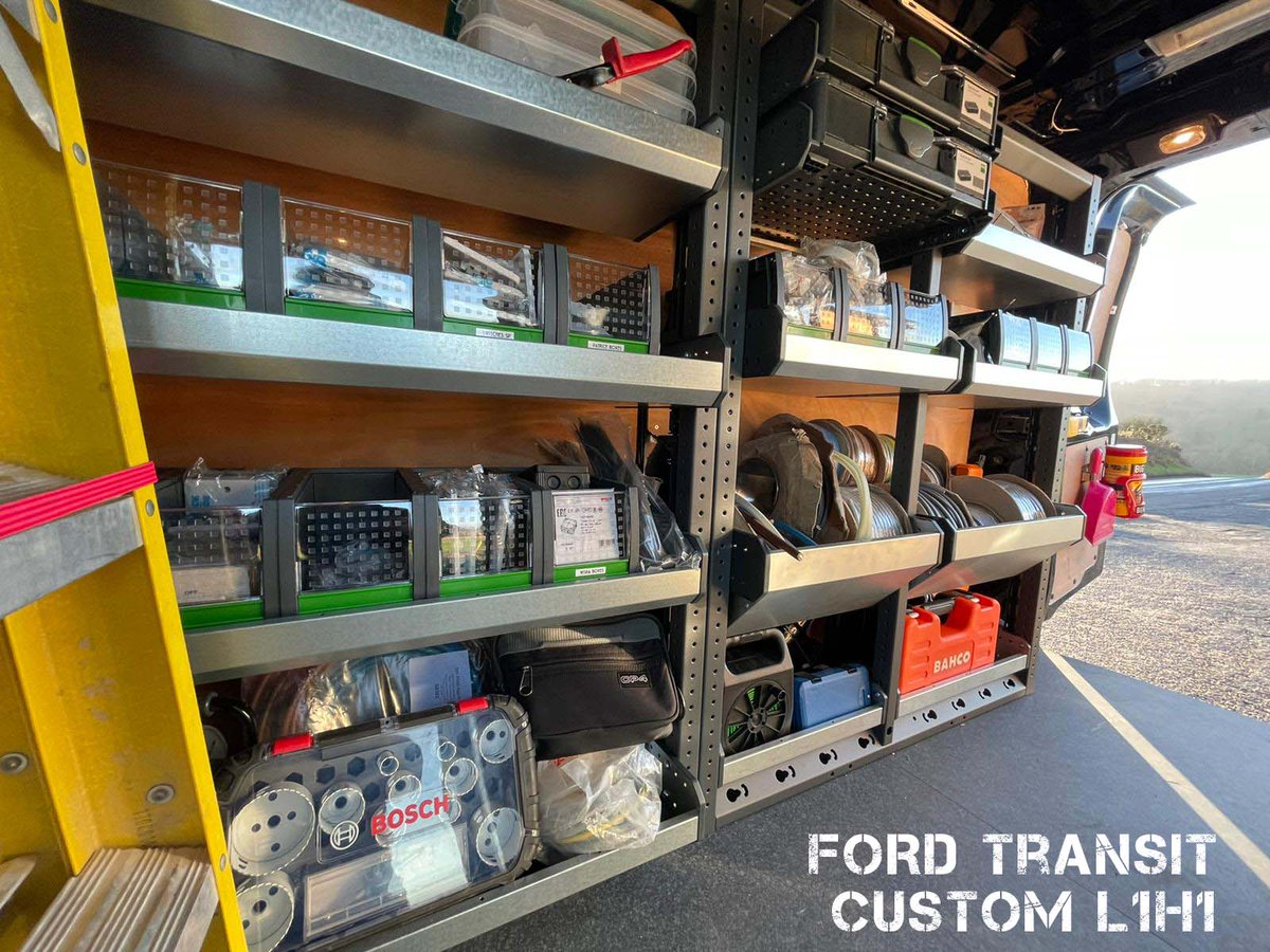 Seulement quelques accessoires peuvent suffire à une organisation parfaite de votre utilitaire et activité 😉 A l'aide de tablette et kit glissières, votre VUL sera agencé ergonomiquement.🤯
RDV ici : bit.ly/32xQsqg

#aménagementdevehicules #bottsmartvan #worksmartbott