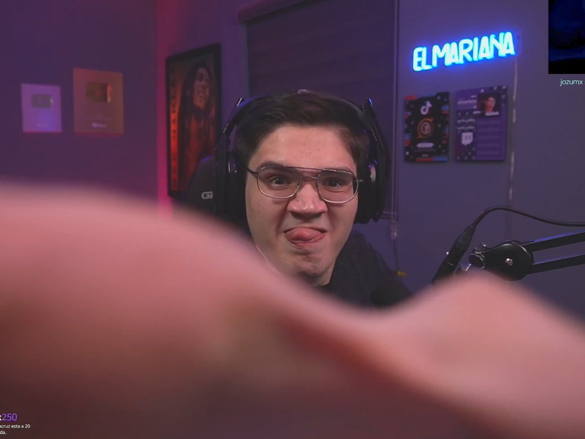 DanielGH25729's tweet photo. @elmarianaa Bañese puerco jksjsksjs 🤣🤣🤌 https://t.co/XHAryT1E2I