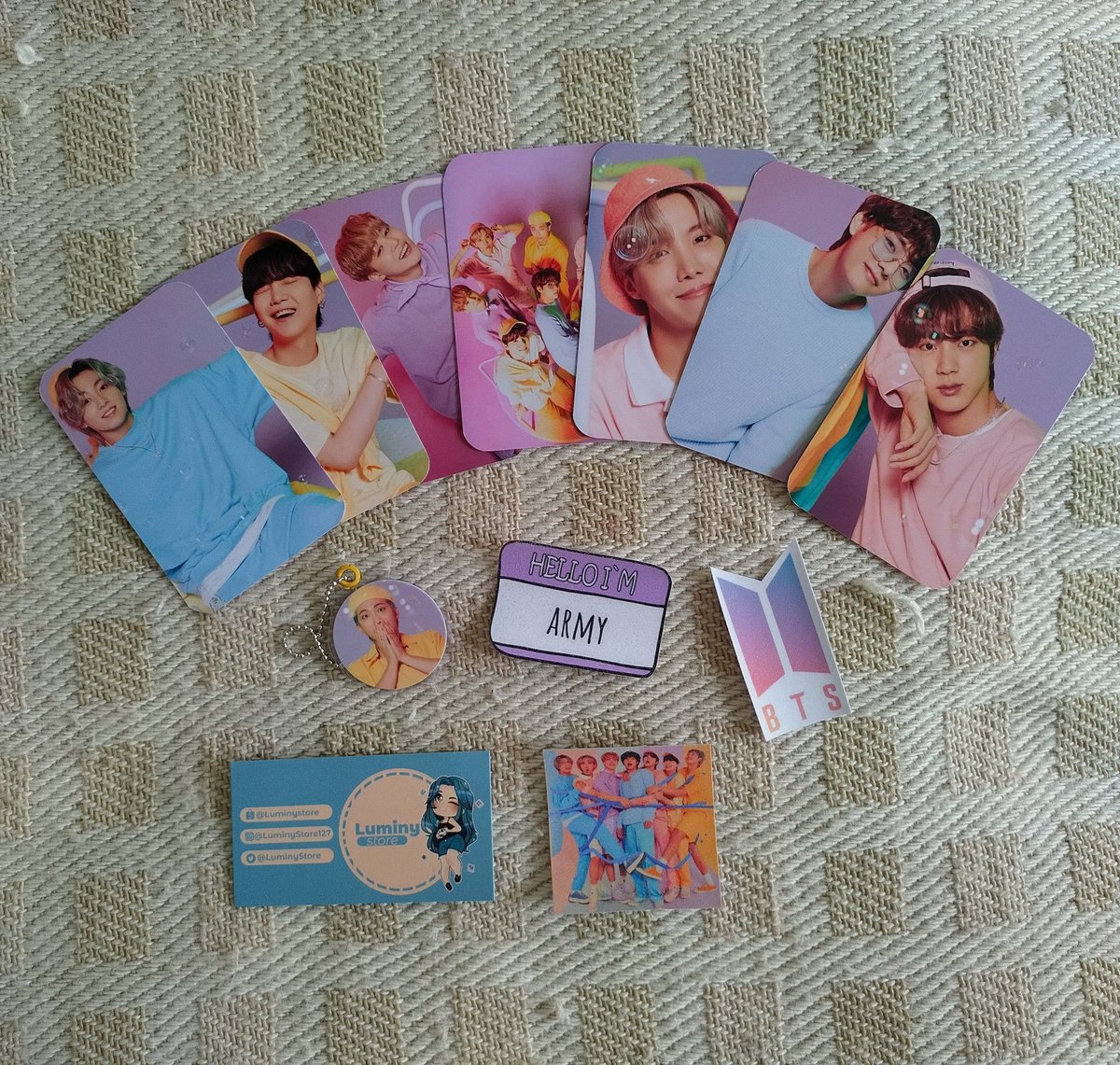 momi⁷. ౨ৎ VAI VER O BTS 🪭 tweet media