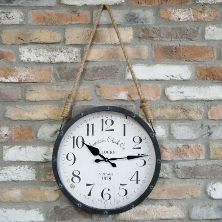 TheLittleFurni1's tweet image. New timepiece arrivals in store and online, from an oversized wall mounted rustic industrial pocket watch, to a retro bicycle front wheel.

#industrialclocks
#retroclocks