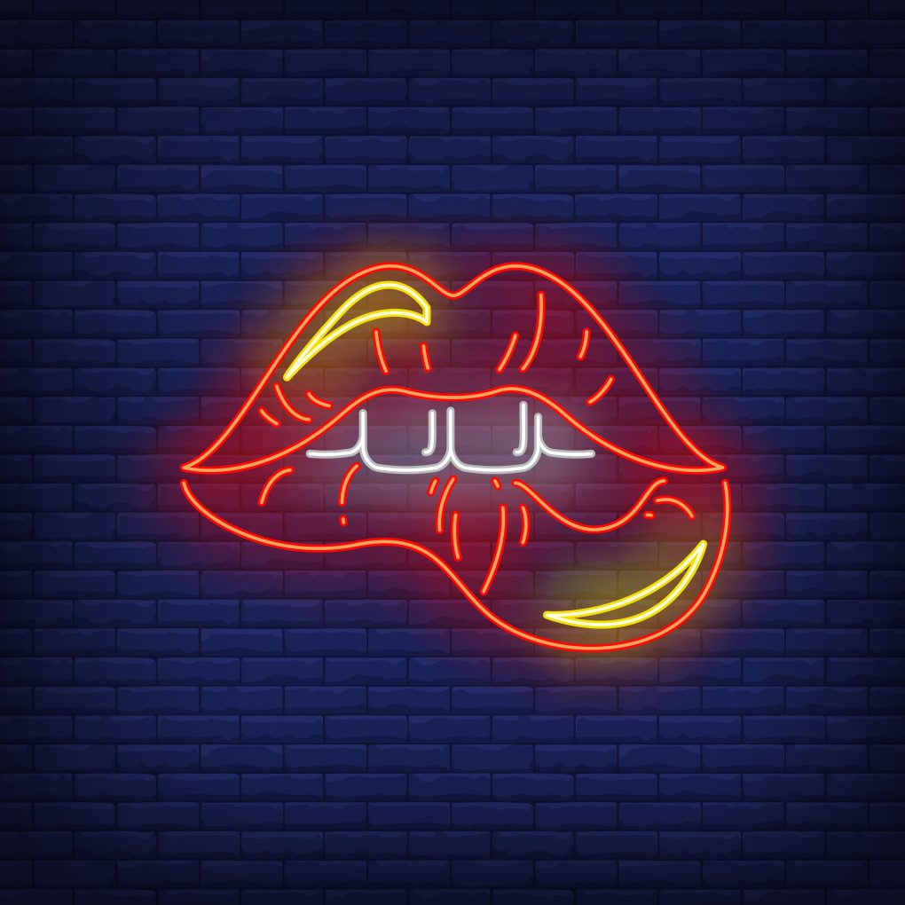 Esce #oggi su <a href="/Spazinclusi3/">Spazinclusi</a>  il #racconto #umoristico #poliziesco "Squadra pornOmicidi: episodio 1" di <a href="/MicheleFrisia/">Michele Frisia</a>
Paolo intanto si alza sulle punte, riesce a vedere solo una porzione del cadavere. Una donna, nuda... spazinclusi.org/racconti/grott…