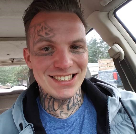 SnoCoSheriff's tweet photo. SEARCHING FOR ARMED AND DANGEROUS SUSPECT 
30 YO Jessie Spitzer is wanted for first-degree burglary, first-degree assault and possession of a stolen vehicle. He is also wanted for crimes in Chelan County &amp; Post Falls, Idaho. Call 911 if seen. https://t.co/tLcq0kjrg0 https://t.co/P2d9c3zEMW
