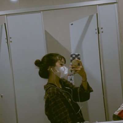 RosmaElisa's tweet photo. #FotoProfilBaru https://t.co/EgmLaOGzte